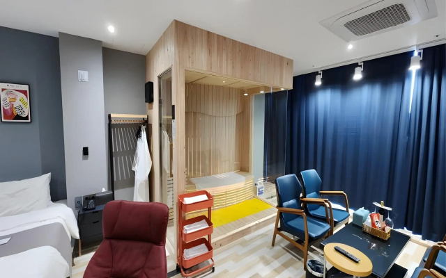 Galaxy Hotel