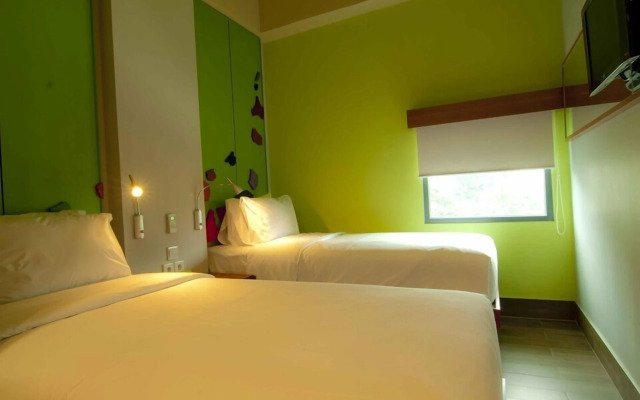 Max One Hotels.Com @ Sabang(Kt)