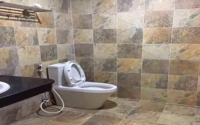 Hoang Tay 1 Hotel by Bay Luxury