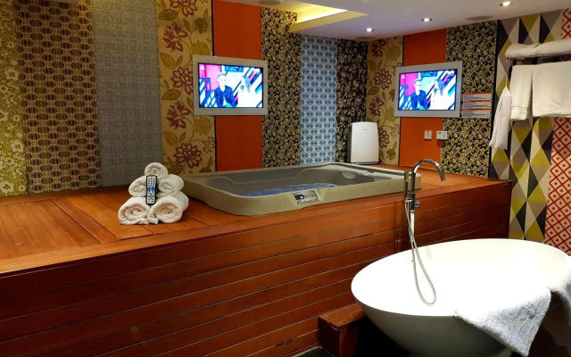 The Exhibitionist Hotel