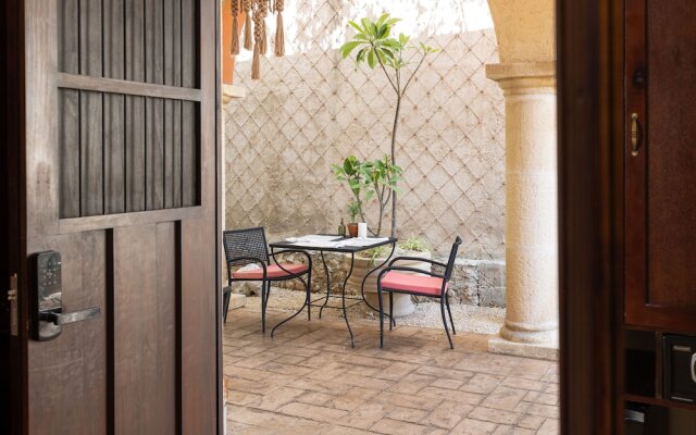 Casa Dos Lirios Boutique B&B