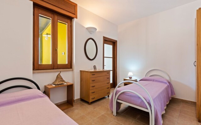 Pleasant Villa in Marina di Mancaversa with Barbecue