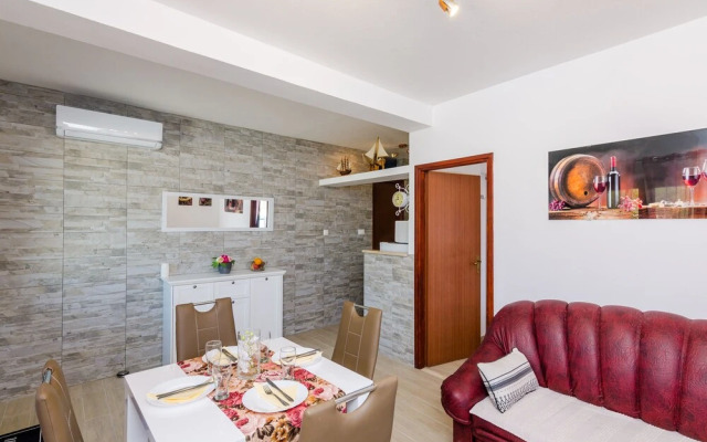 Apartments Melany