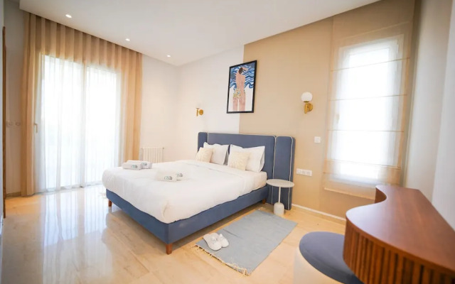 Villa Apollon Seaside and Luxurious