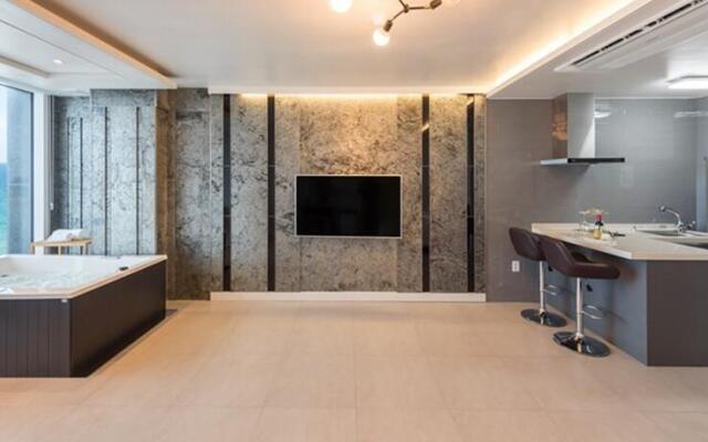 Gosung HonneyHunny Pension