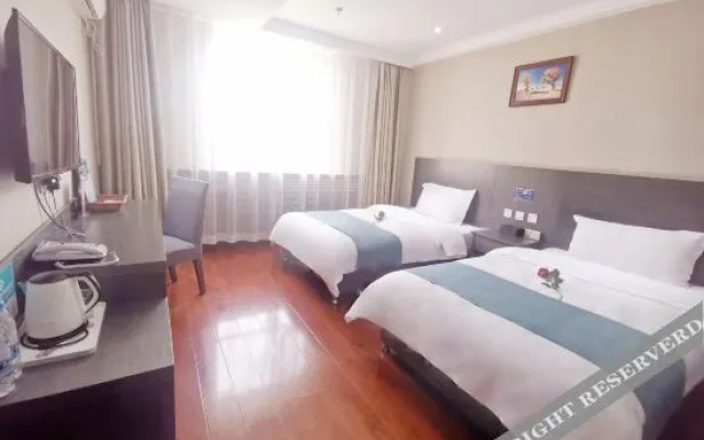 Tianyue Hotel (Urumqi Airport Branch)