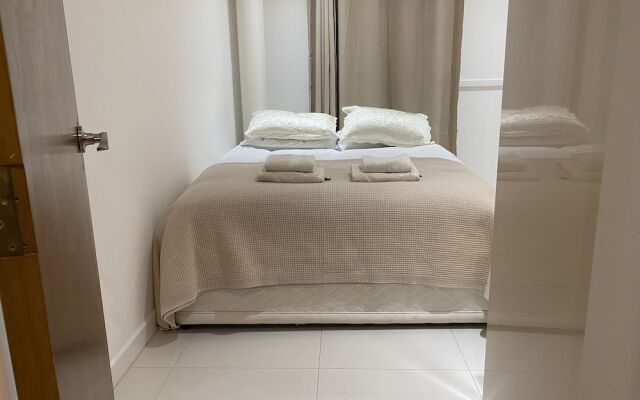 Cosy 3 bed Penthouse in Royal Docks London