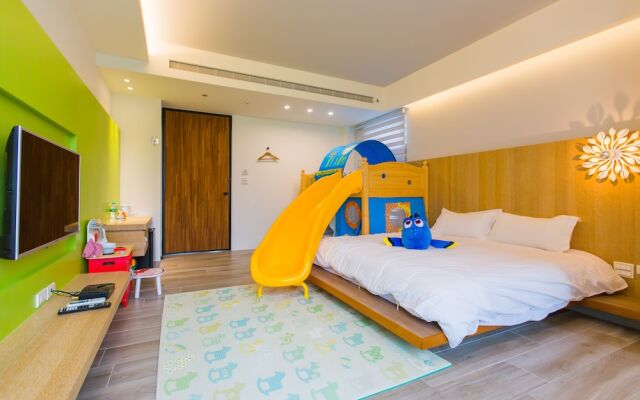 Wo Club Hall