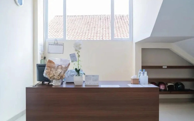 OYO 91327 Residence 38