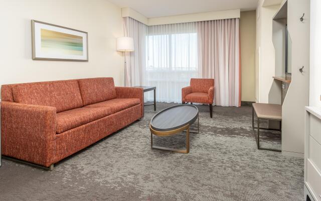 Holiday Inn Hotel & Suites Memphis - Wolfchase Galleria, an IHG Hotel