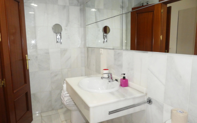 Apartamentos Catedral Plaza 3000