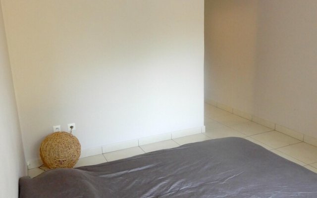 Apartment With One Bedroom In La Possession With Enclosed Garden And Wifi