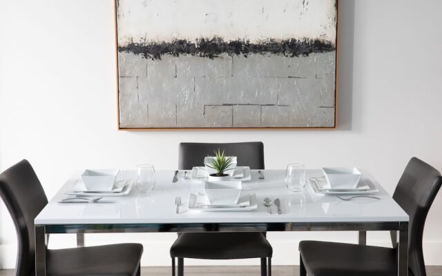 Domicile Suites at Mark on 8th