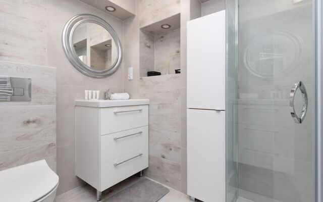 Quiet Apartment in Gdynia by Renters