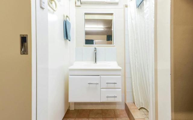 Roma Motel – Guest Rooms – Roma