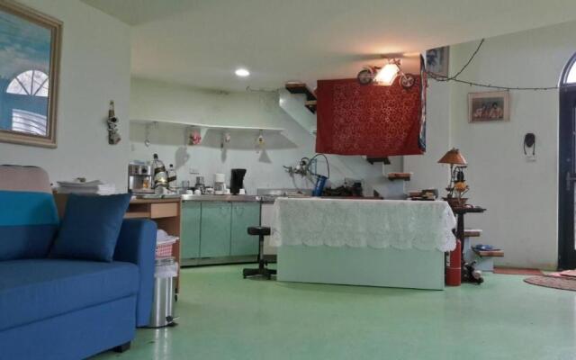 New Zhilan B&B