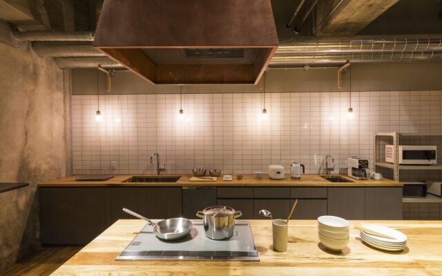 HATCHi Kanazawa - Hostel
