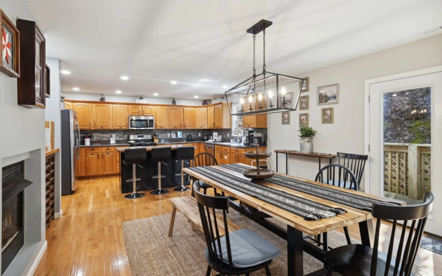 Hawk'S Nest 4 Bedroom Chalet By Redawning