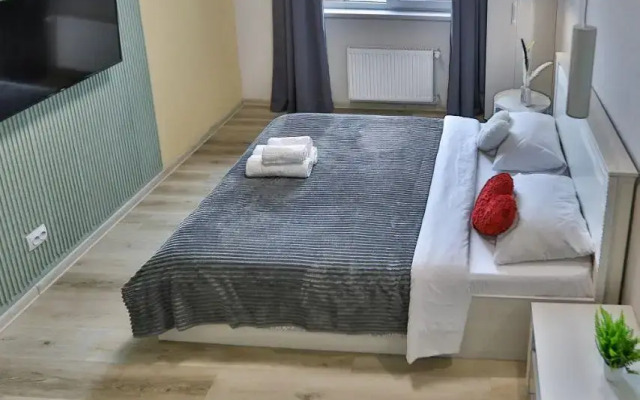 Anastasia Suite Apartment on Krymskaya vesna 5 building 5
