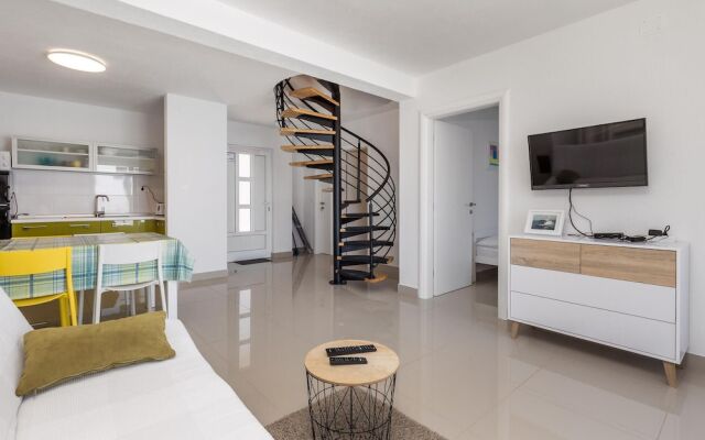 Awesome Apartment in Lukovo Sugarje With Wifi and 3 Bedrooms