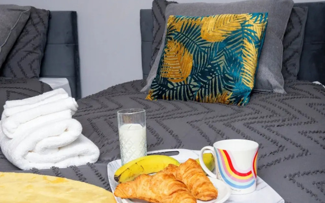 Corby-2 Bedroom-1bathroom-parking - Upto 5 Guests