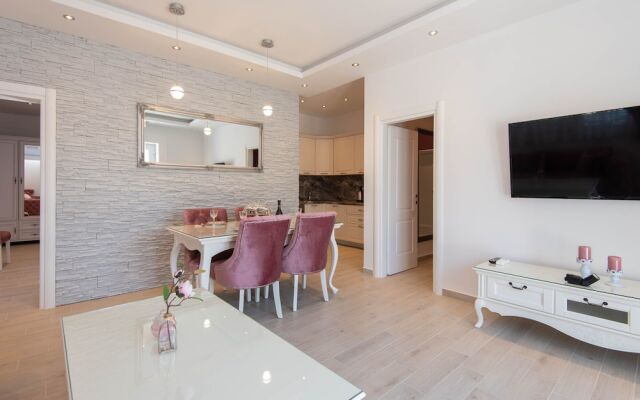 Luxury Apartment Domenica