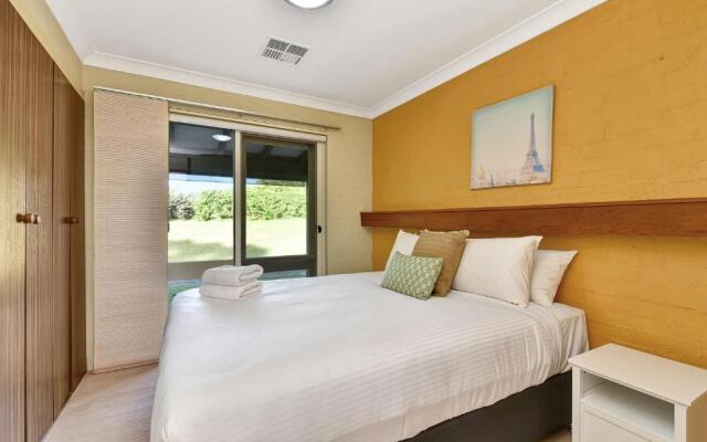 Lovedale Country Views