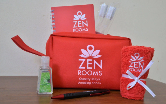 ZEN Rooms Sukaresmi Karang Setra