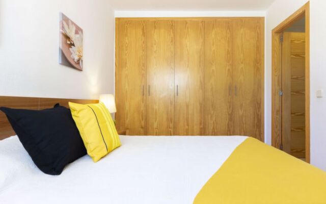 House 2 Casas Deltebre