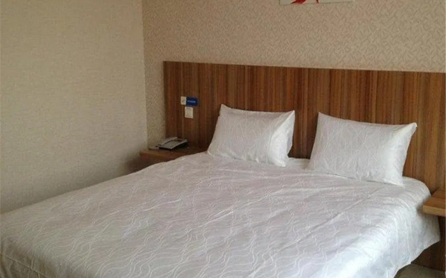 Yake E-Home Kuaijie Hotel Luquan Branch