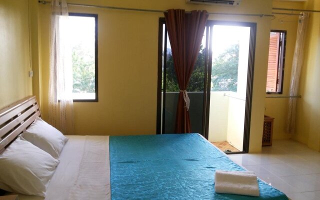 Parisia Guesthouse