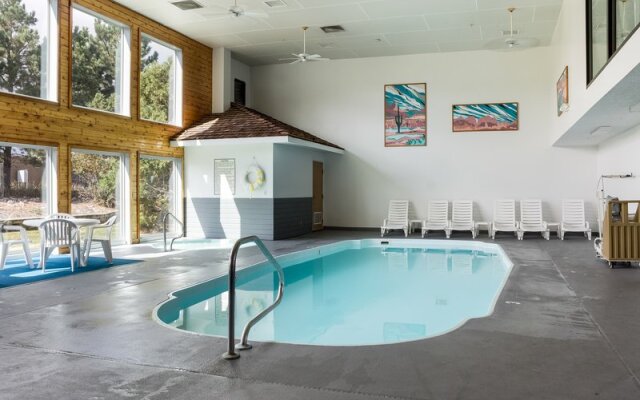 Rodeway Inn & Suites