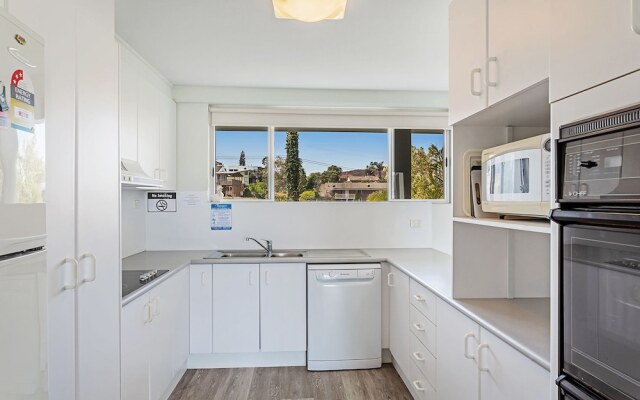 Cirrus, 6/44 Marine Drive