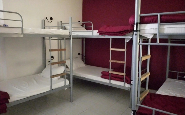 Joey's Hostel Agra