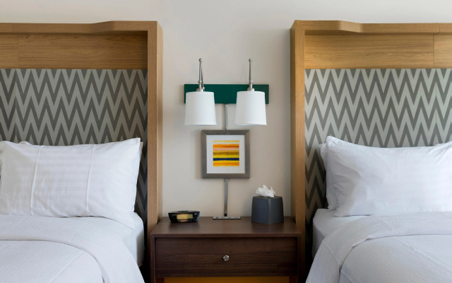 Holiday Inn : Bloomington W MSP Airport Area by IHG