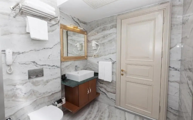 Meserret Palace Hotel