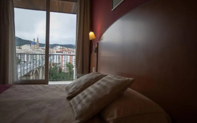 Hotel Reconquista