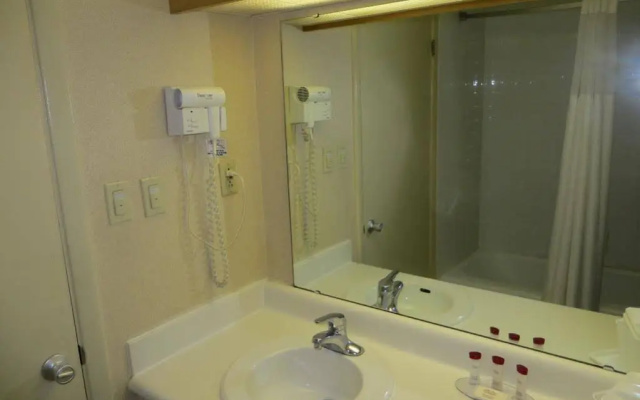 Ramada Indianapolis East