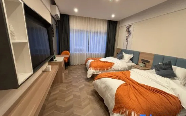 Meierxin Zhixiang Hotel (Dujiangyan Irrigation Project Scenic Spot)