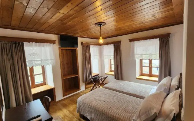 Bizant House Boutique Hotel