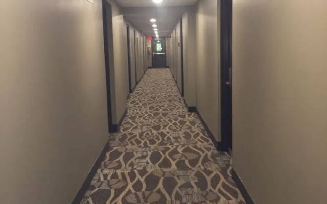 Express by Canad Inns