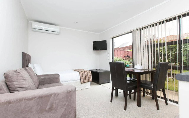 Parkview Motor Inn, Pukekohe