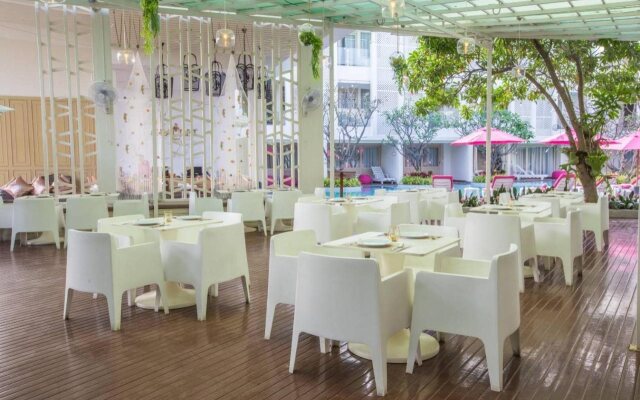 The Sea - Cret Hua Hin