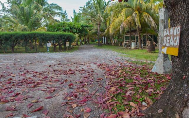 Sea Eye Hotel - Tropical Building