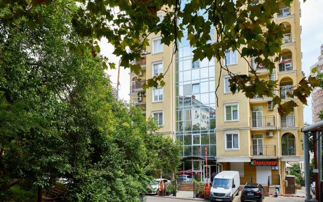 Апартаменты на улице Цюрупы