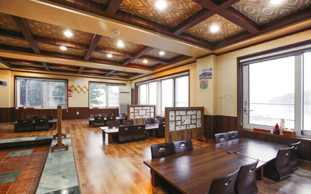 Namhae Alpenoc Beach