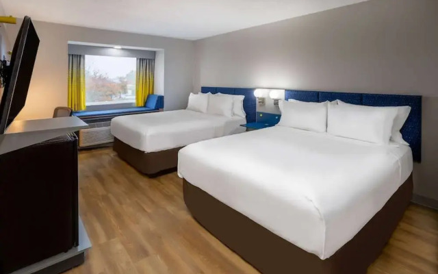 Microtel Inn & Suites by Wyndham Salisbury