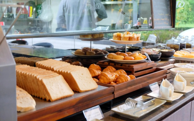 Ramada by Wyndham Bangkok Sukhumvit 87