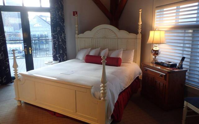 Boston Yacht Haven Inn & Marina