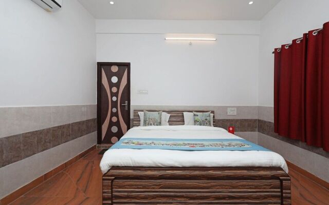 OYO 10610 Anand Guest House
